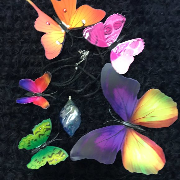 Exclusive Unique Rare Vintage Sea Glass ONe of a Kind Handmade Necklace - Picture 5 of 16